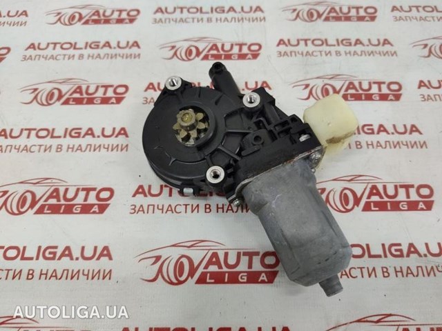 Моторчик стеклоподъемника двери задней, левой 827314BA0A NISSAN