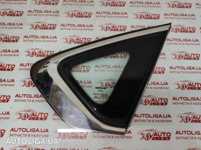 Стукло багажника, правое 833003TA0A NISSAN