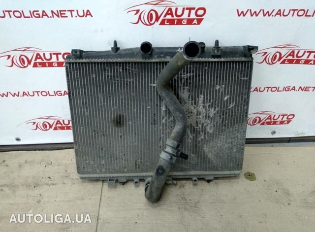 Радиатор системы охлаждения двигателя Ситроен С5 1