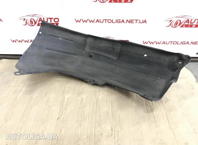 Подкрылок крыла заднего правый передний 868243Y000 HYUNDAI