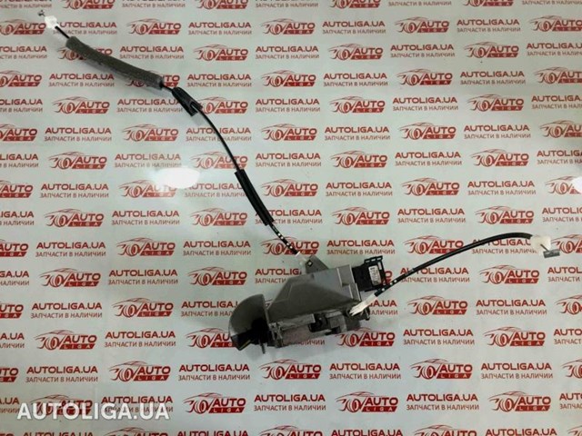 Замок двери передней правой Citroen C5 3 RD