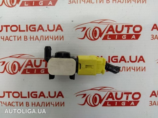Датчик Айрбег передний 988301EA0A NISSAN