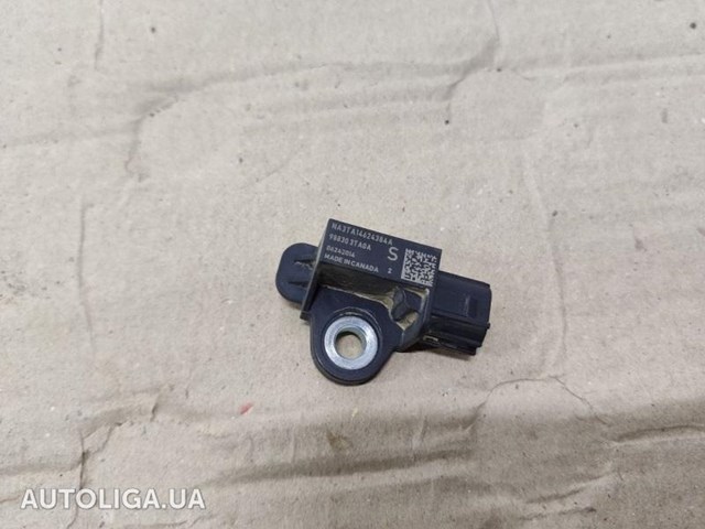 Датчик подушки безопасности 988303TA0A NISSAN