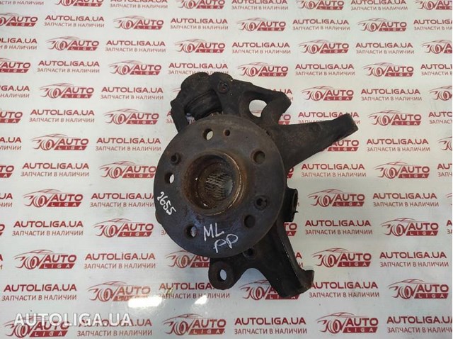 Цапфа поворотная правая A1633300520 MERCEDES