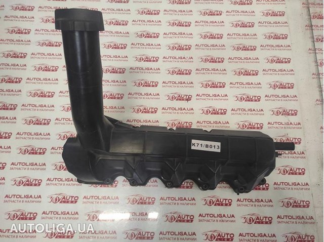 Крышка двигателя A1660100230 MERCEDES