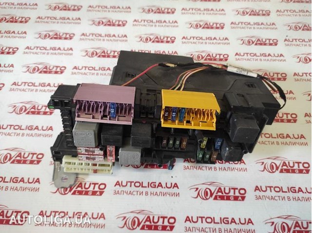 Блок управления сигналами SAM A2049001202 MERCEDES