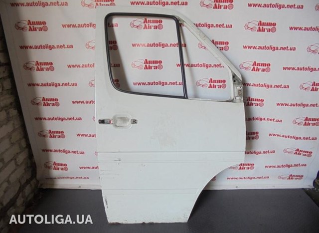 Пассажирская передняя дверь A9017200405 MERCEDES