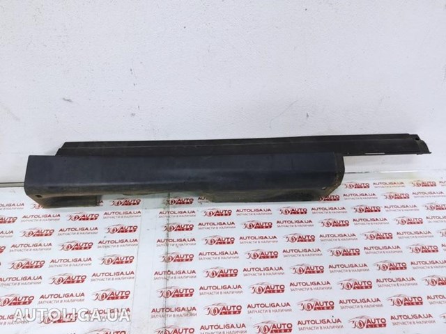Молдинг задней правой двери AM51R10154AE FORD
