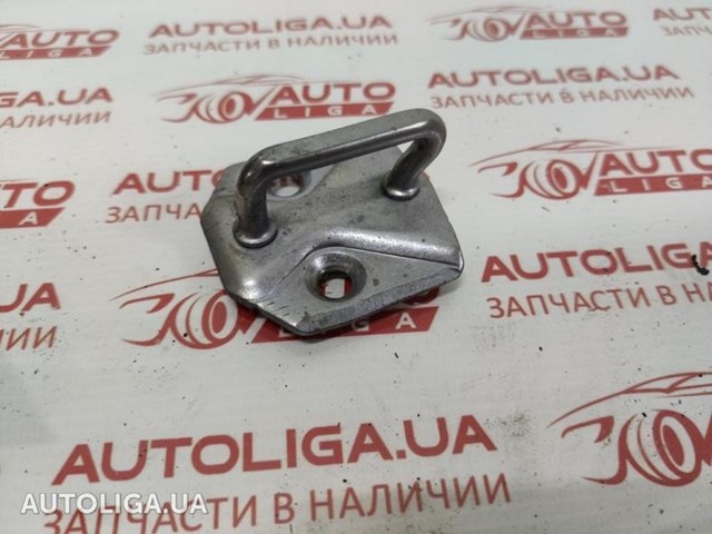 Фиксатор/петля (зацеп) замка двери передней AM5AA21982AA FORD