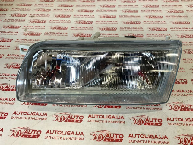 Основная фара в сборе левая B606070J19 NISSAN