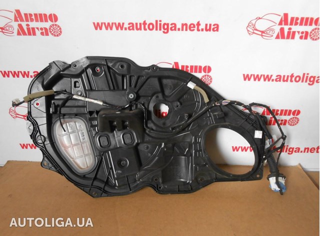 Накладка передней левой двери GS1D5997X MAZDA