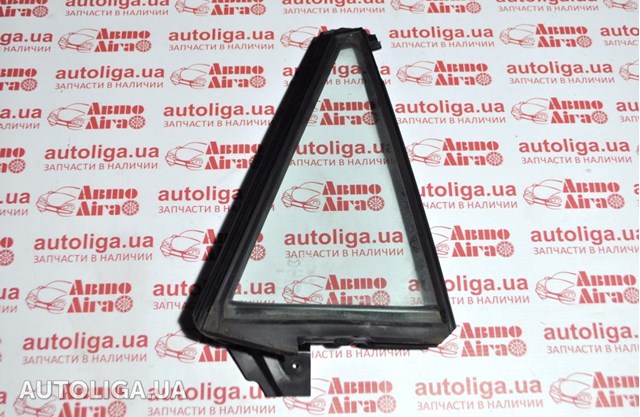 Форточка двери треугольник, задней, правой GS1M72661 MAZDA