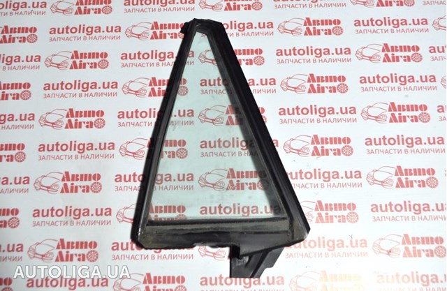 Форточка двери треугольник, задней, левой GS1M73661 MAZDA