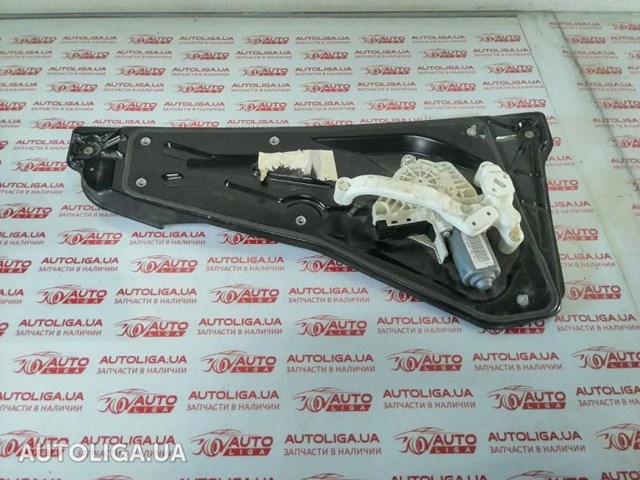  Механизм стеклоподъемника правой задней двери LR013870 LAND ROVER