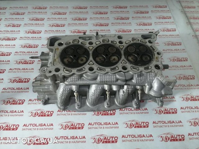 Головка блока цилиндров (ГБЦ), правая LR014249 LAND ROVER