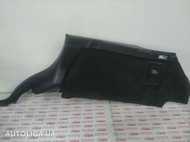 Облицовка багажного отсека, правая LR018000 LAND ROVER