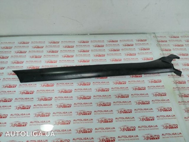 Левый молдинг ветрового стекла LR029538 LAND ROVER