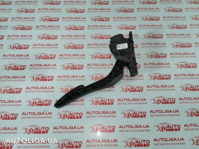 Педаль акселератора LR029897 LAND ROVER