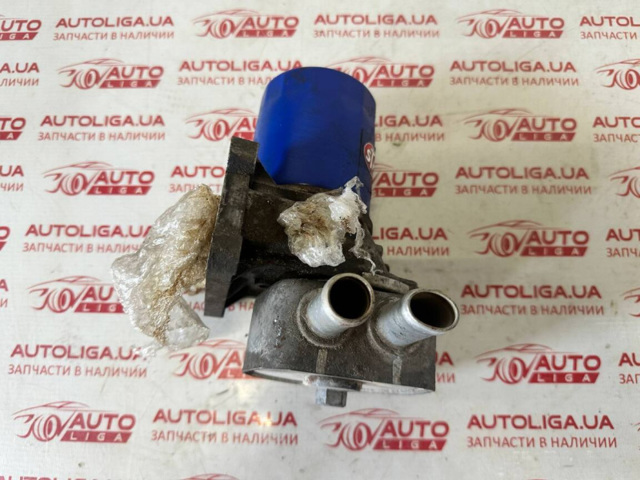 Кронштейн масляного фильтра LR030369 LAND ROVER