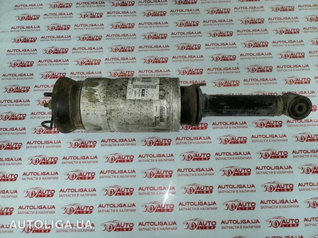 Амортизаторы передние LR032648 LAND ROVER