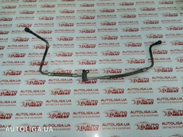Трубка/шланг подачи масла к турбине LR038163 LAND ROVER