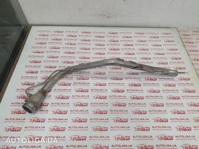 Шланг заливной горловины, топливного бака LR060848 LAND ROVER