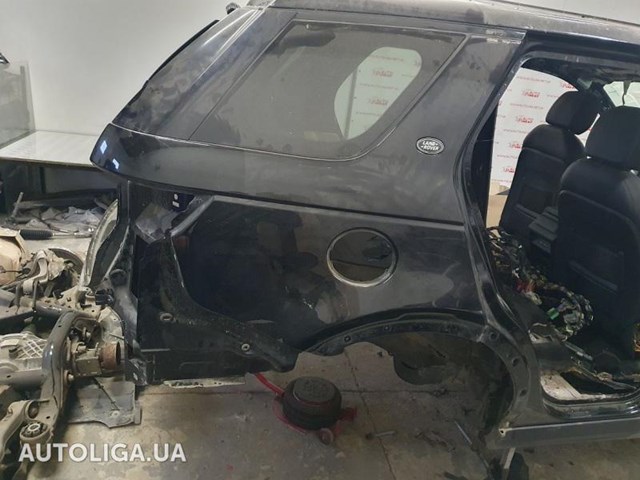 Боковая часть задняя правая LR060975 LAND ROVER