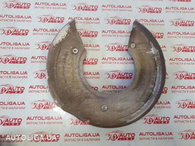 Защита тормозного диска заднего, правая LR061392 LAND ROVER