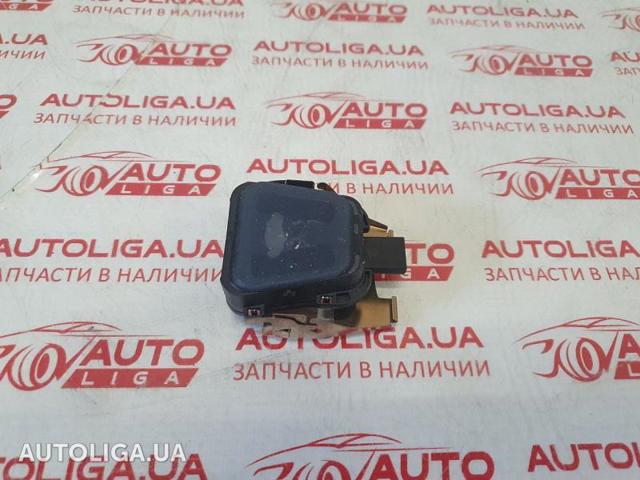 Автомобильный датчик дождя LR074703 LAND ROVER