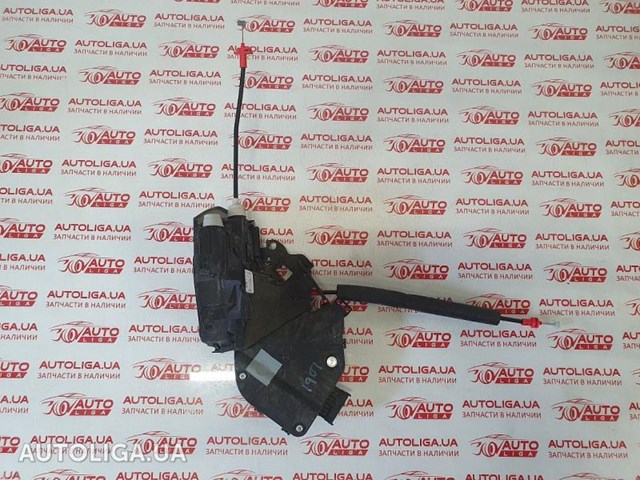 Замок задней двери, правой LR078745 LAND ROVER