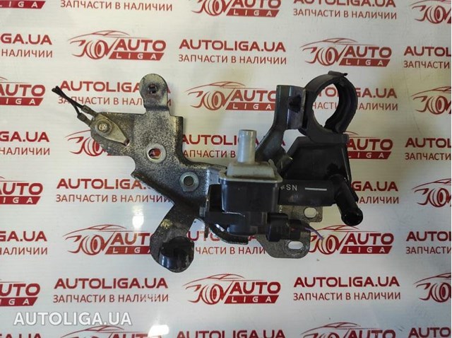 Клапан системы вентиляции топливного бака PE0118751 MAZDA