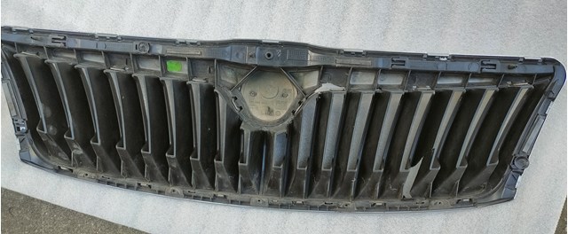 VAG 1Z0853651C Решетка радиатора в наличии Черкассы