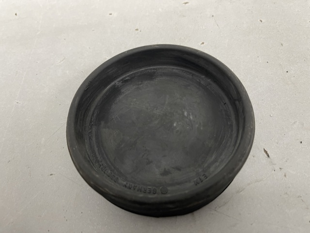 038105278A Крышка (заглушка) шкива коленвала купить Полтава