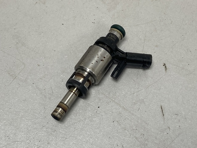 Форсунка дизельная в сборе 06A906036G VAG