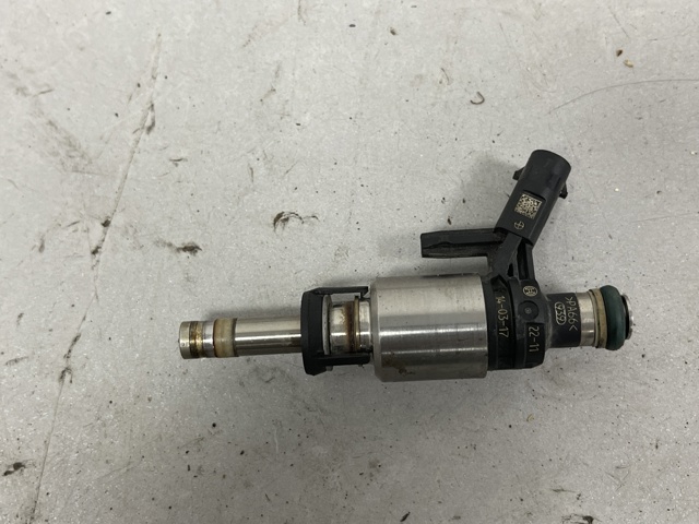 Клапанная форсунка 06L906036J VAG
