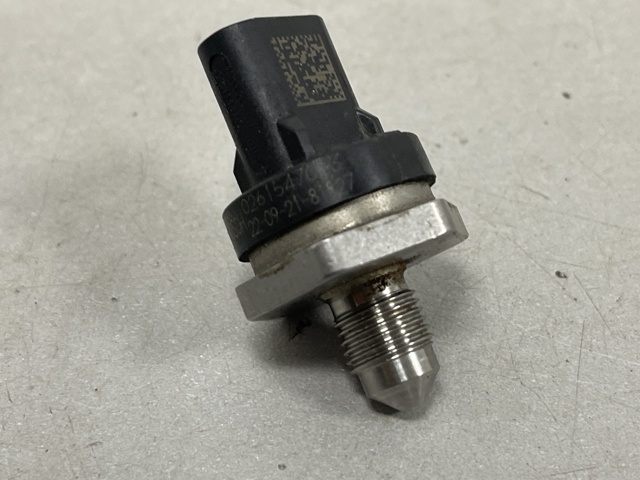 Датчик давления топлива 06L906054D VAG