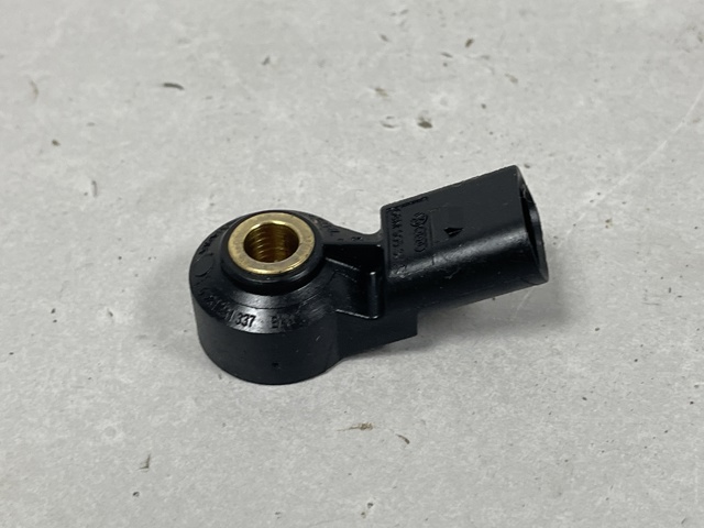 06M905377 VAG Датчик детонации купить в Киев