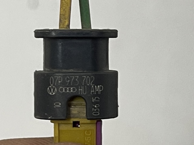 07P973702 VAG Разъем (фишка) универсальный купить в Каменское