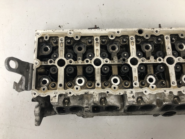 Головка двигателя 11127807641 BMW