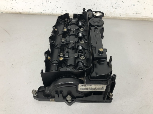 11127810584 BMW Крышка клапанная купить в Каменское