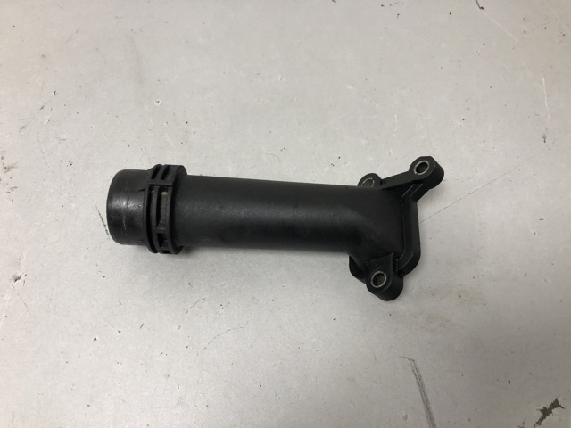 11127810707 BMW Фланец системы охлаждения купить в Кривой Рог