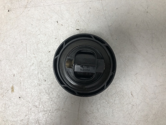 Крышка маслозаливной горловины 11128655331 BMW