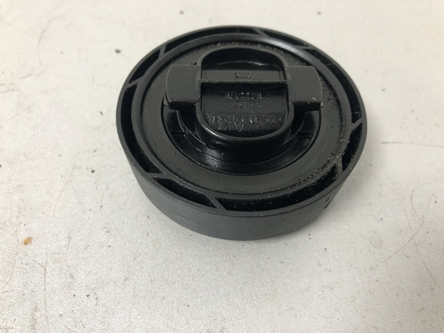 11128655331 Крышка маслозаливной горловины купить Львов