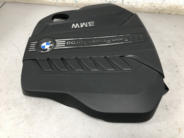 BMW 11147811025 Крышка двигателя в наличии Николаев