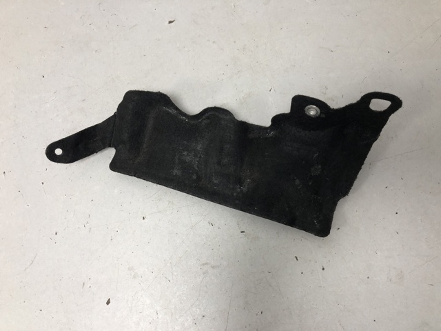 BMW 11148668914 Крышка двигателя в наличии Черкассы