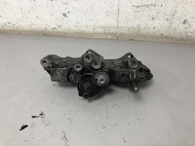 11168506863 BMW Кронштейн компрессора кондиционера купить в Винница