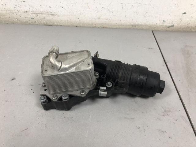 Корпус масляного фильтра 11428649177 BMW