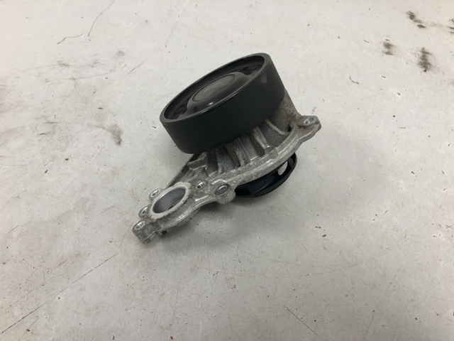 11518678905 Помпа водяная (насос) охлаждения купить Сумы