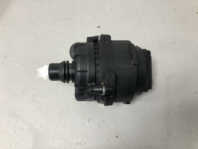 11519455034 Помпа водяная (насос) охлаждения, дополнительный электрический купить Черновцы