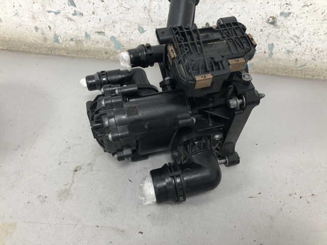 11538642559 BMW Корпус термостата купить в Тернополь